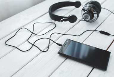 欧联杯3-2、4-0战况激烈，阿斯顿维拉逆转绝杀，16强已定8个席位